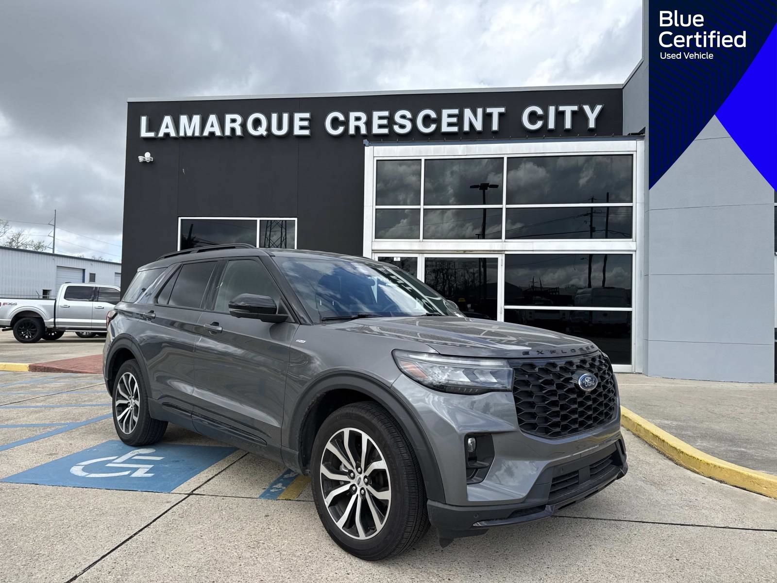 Certified 2025 Ford Explorer ST-Line AWD/4WD image 1