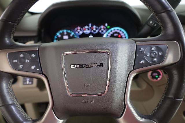 Used 2020 GMC Yukon Denali w/ Denali Premium Package AWD/4WD image 18