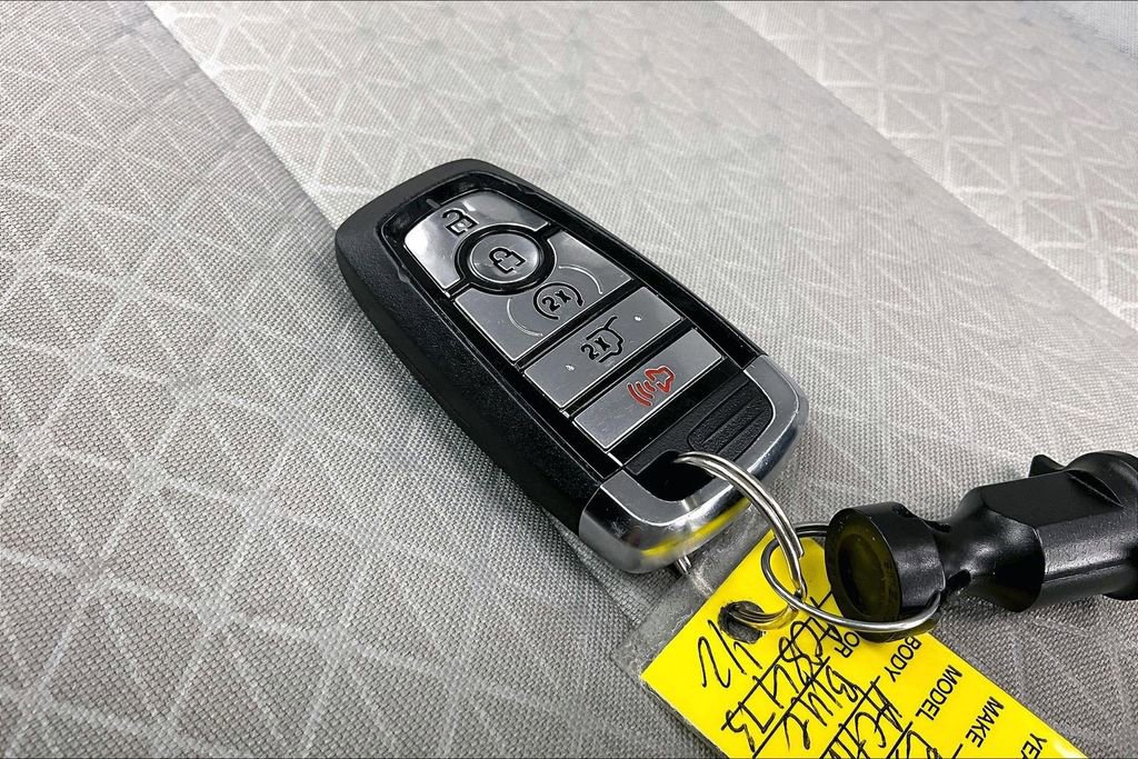 Certified 2025 Ford Escape Active w/ Active Premium Tech Pack FWD image 11