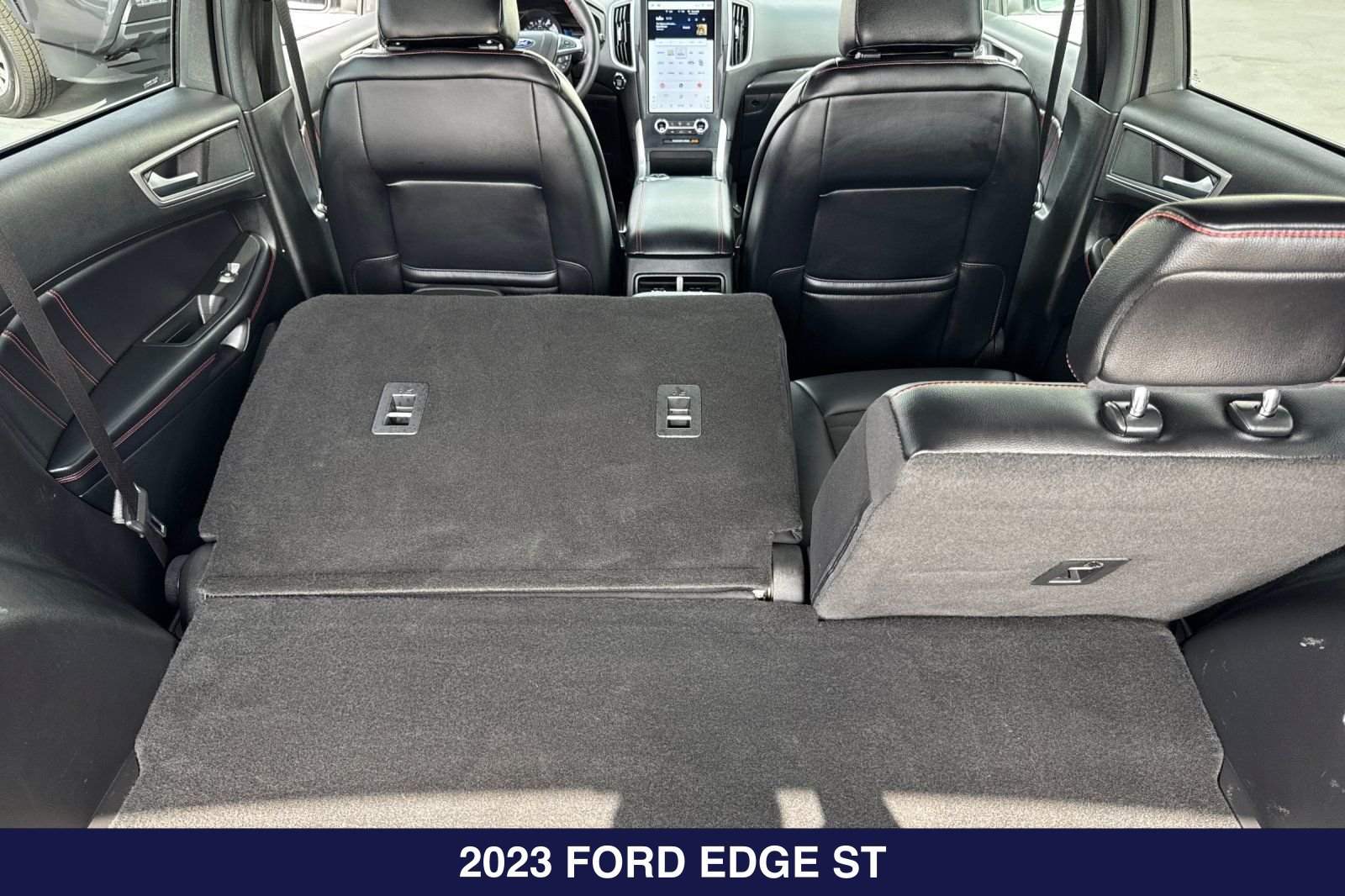Certified 2023 Ford Edge ST-Line AWD/4WD image 17