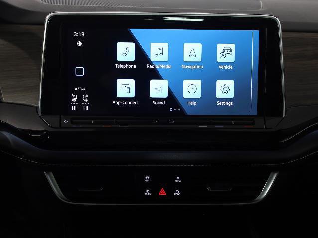 Used 2024 Volkswagen Atlas SEL Premium R-Line image 16