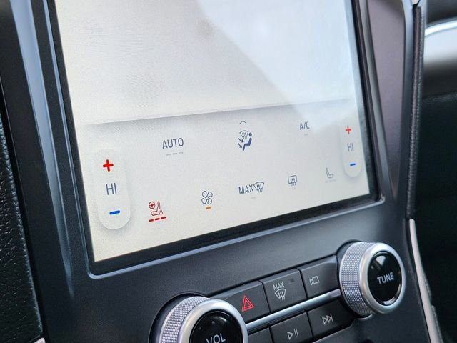 Certified 2022 Ford Edge SEL w/ Convenience Package image 23