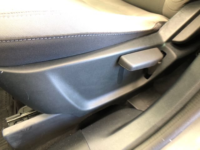 Certified 2022 Ford Escape S AWD/4WD image 11