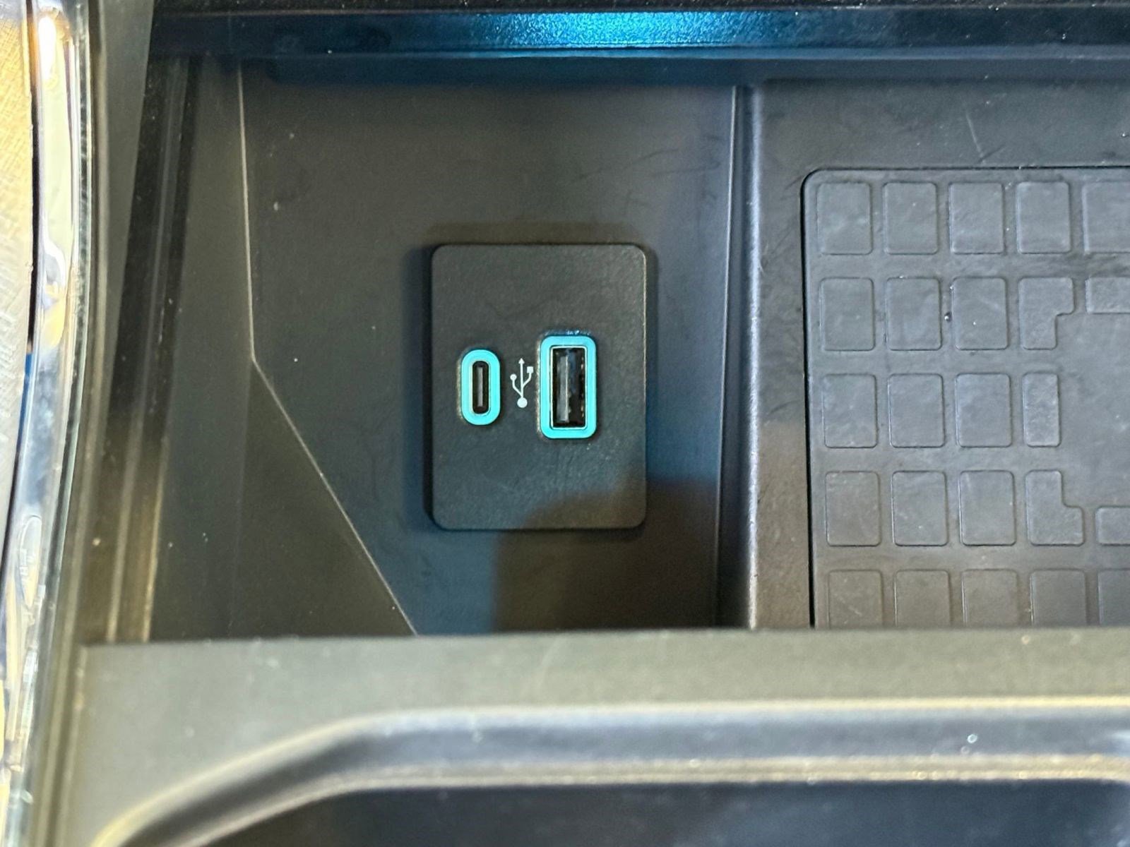 Certified 2021 Ford F150 King Ranch w/ Equipment Group 601A High image 31