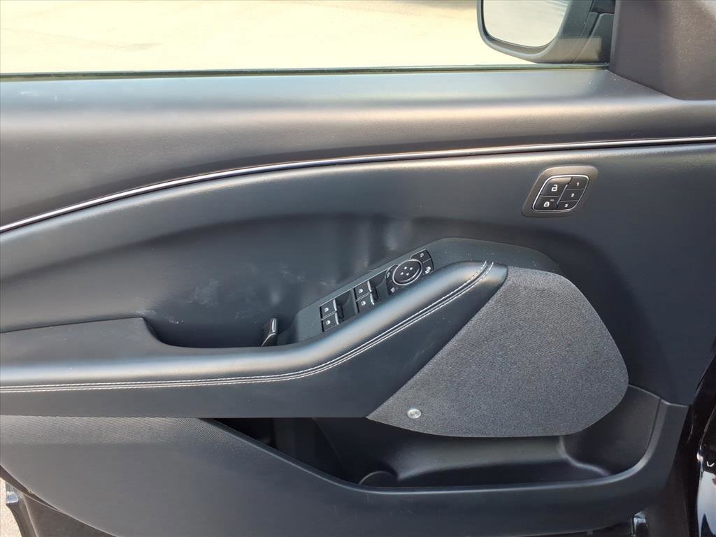 Certified 2021 Ford Mustang Mach-E Premium image 10