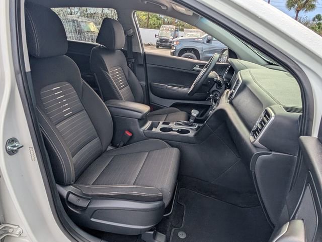 Used 2018 Kia Sportage LX w/ LX Popular Package image 14