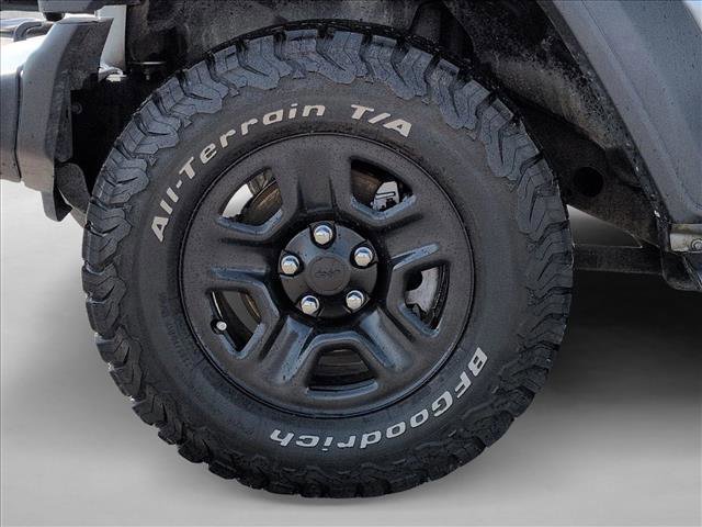 Used 2023 Jeep Wrangler Sport image 9