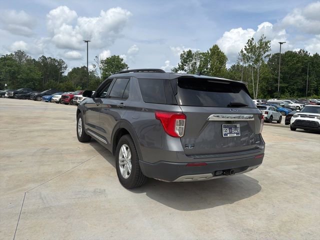 Certified 2021 Ford Explorer XLT w/ Equipment Group 202A AWD/4WD image 16
