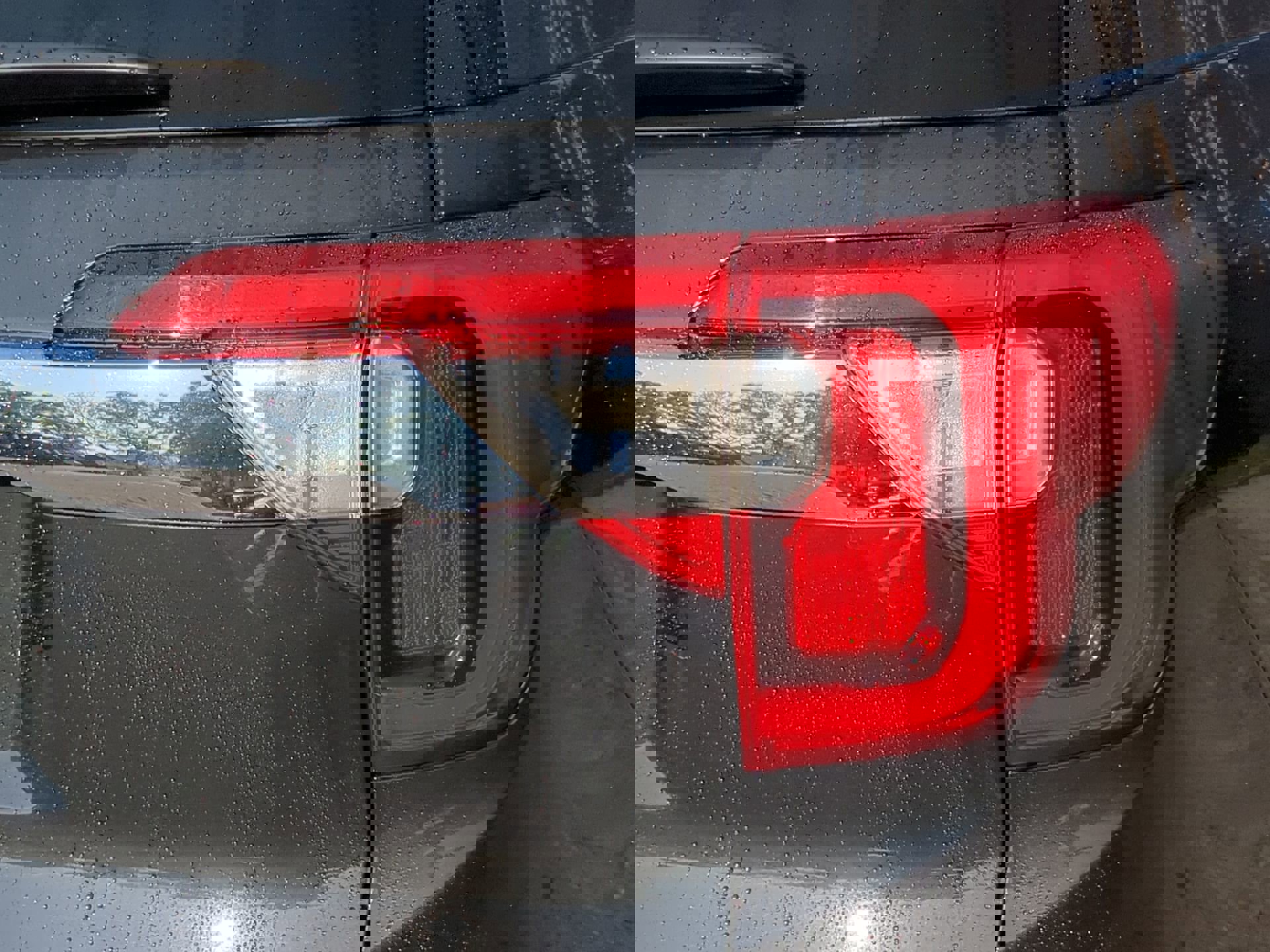 Used 2020 GMC Acadia Denali image 37