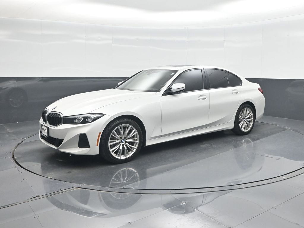 Used 2023 BMW 330i Sedan w/ Driving Assistance Package RWD image 1