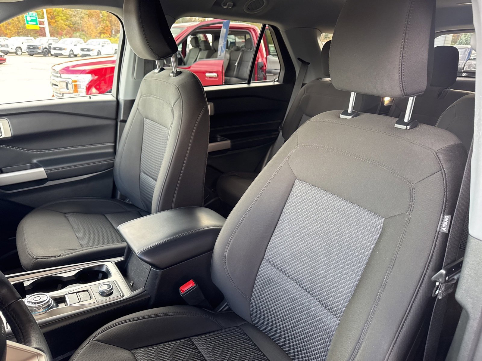 Certified 2023 Ford Explorer XLT image 23