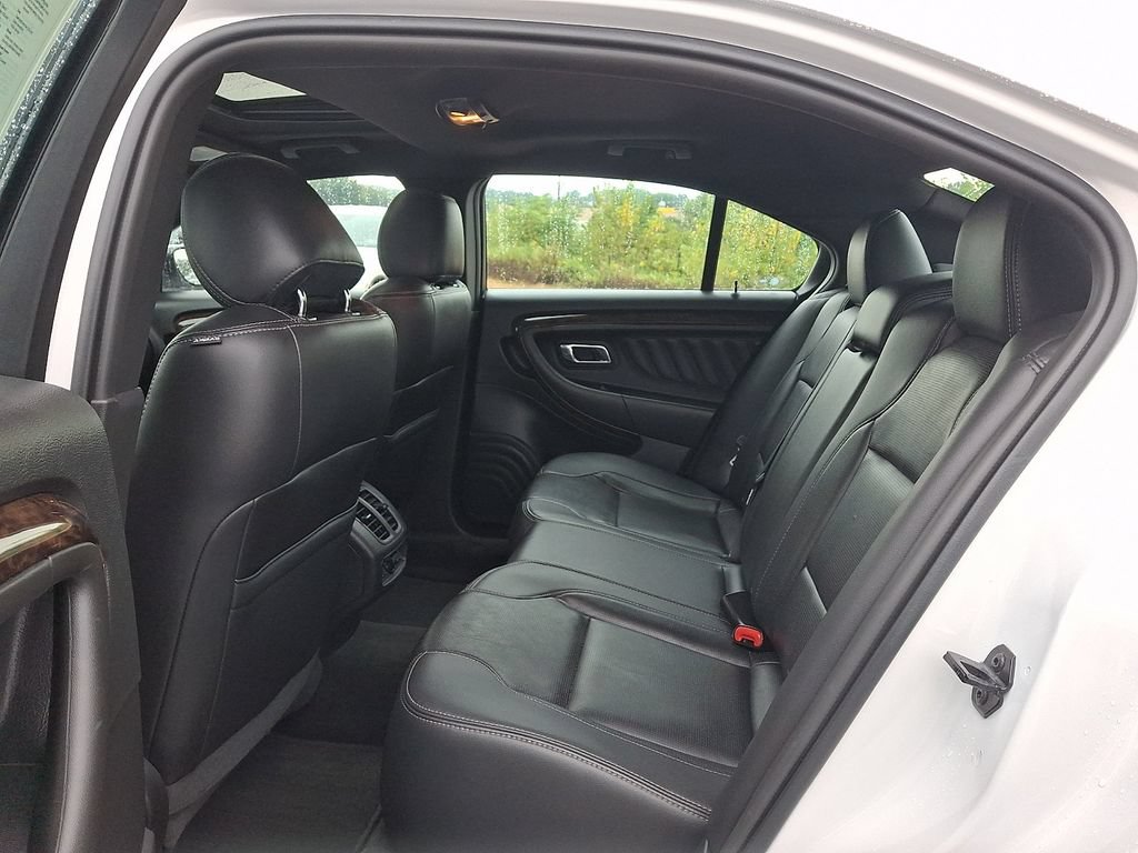 Certified 2018 Ford Taurus Limited AWD/4WD image 10
