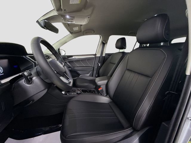 Used 2022 Volkswagen Tiguan SE image 20
