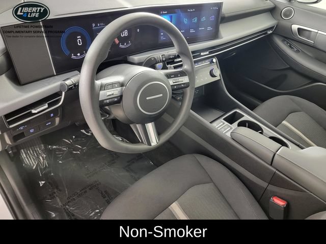 Used 2025 Hyundai Sonata SEL FWD image 13