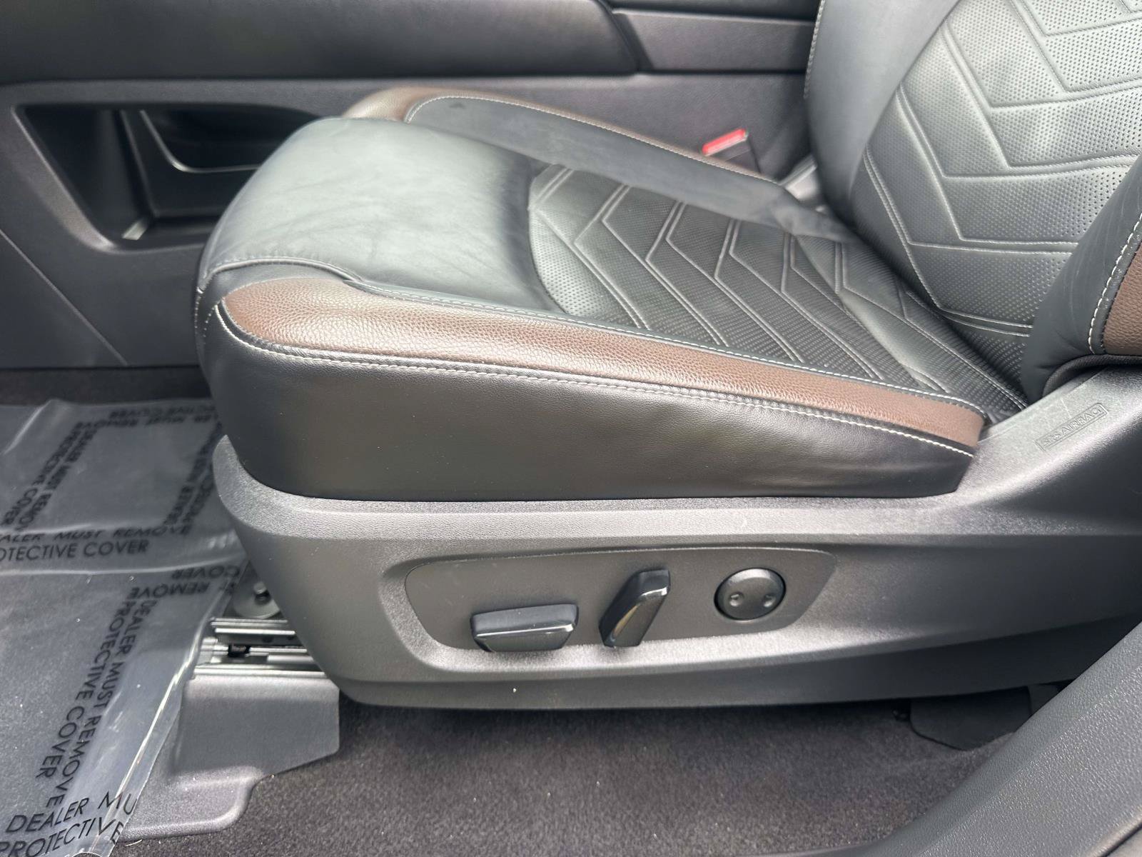 Used 2023 Nissan Pathfinder Platinum AWD/4WD image 22
