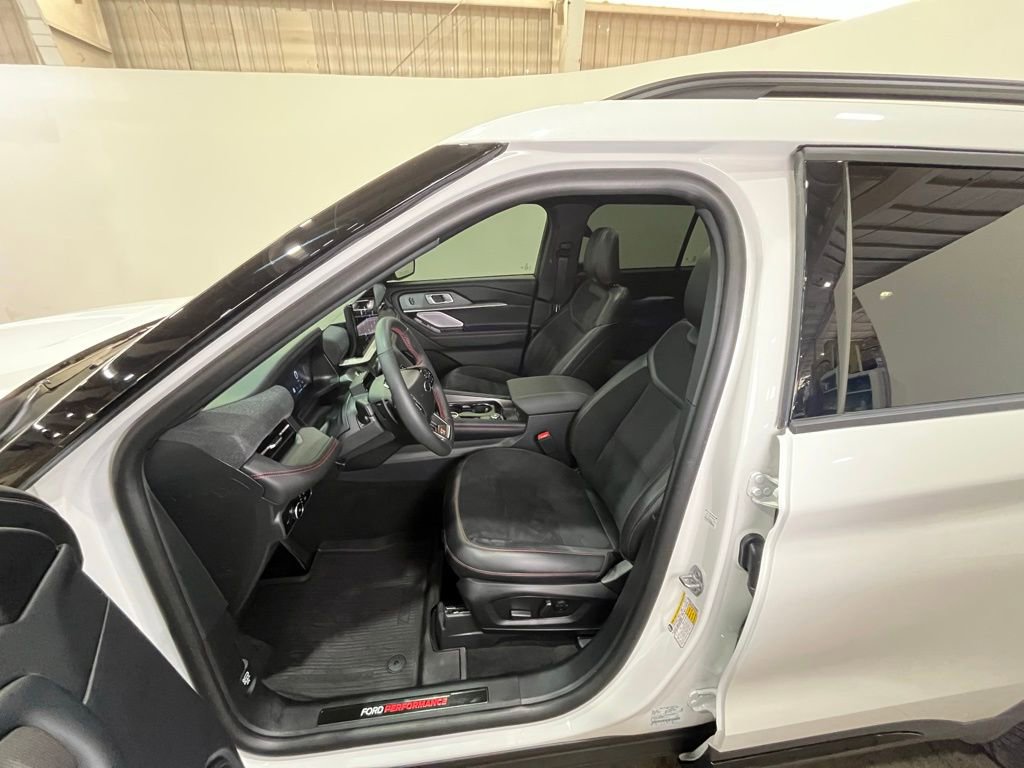 Certified 2025 Ford Explorer ST w/ Sun And Sound Package image 19