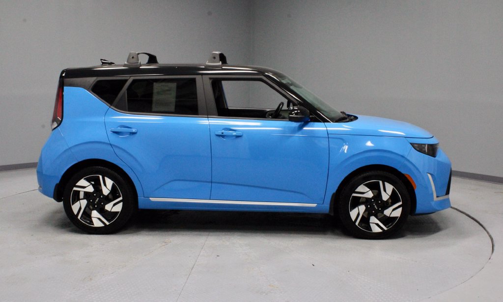Used 2024 Kia Soul GT-Line FWD image 11