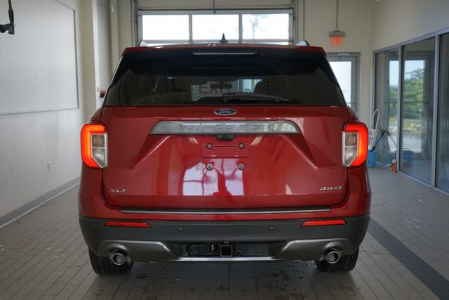 Certified 2023 Ford Explorer XLT w/ Equipment Group 202A AWD/4WD image 12