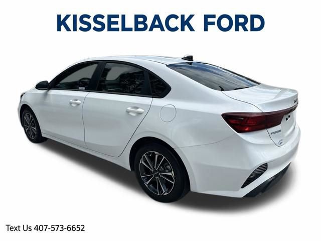 Used 2024 Kia Forte LXS FWD image 5