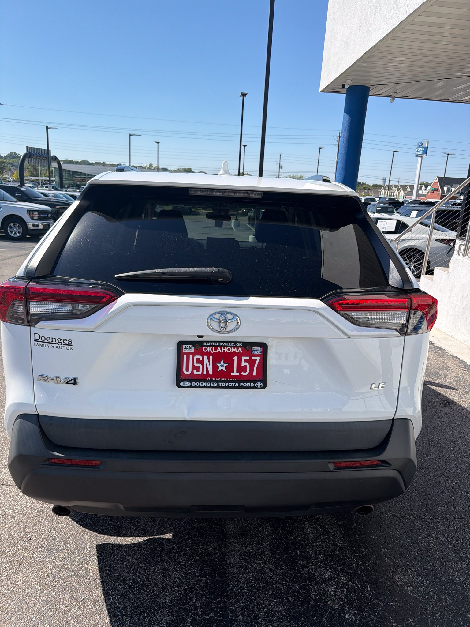 Used 2021 Toyota RAV4 LE FWD image 7