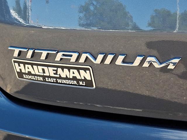 Certified 2023 Ford Edge Titanium AWD/4WD image 29
