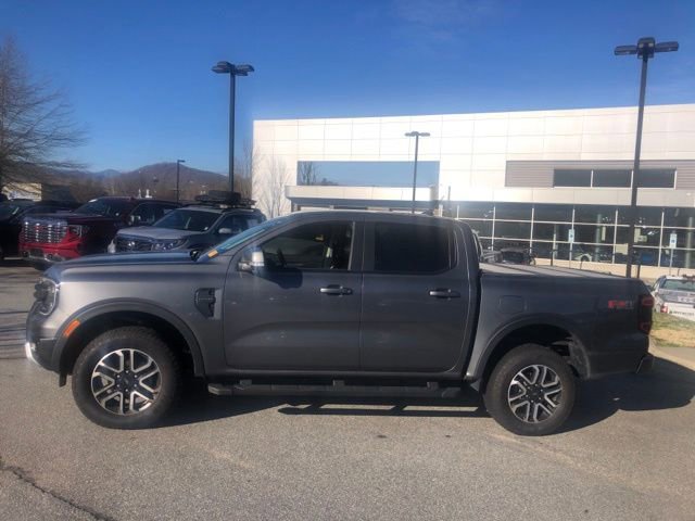 Certified 2025 Ford Ranger Lariat w/ FX4 Off-Road Package image 2