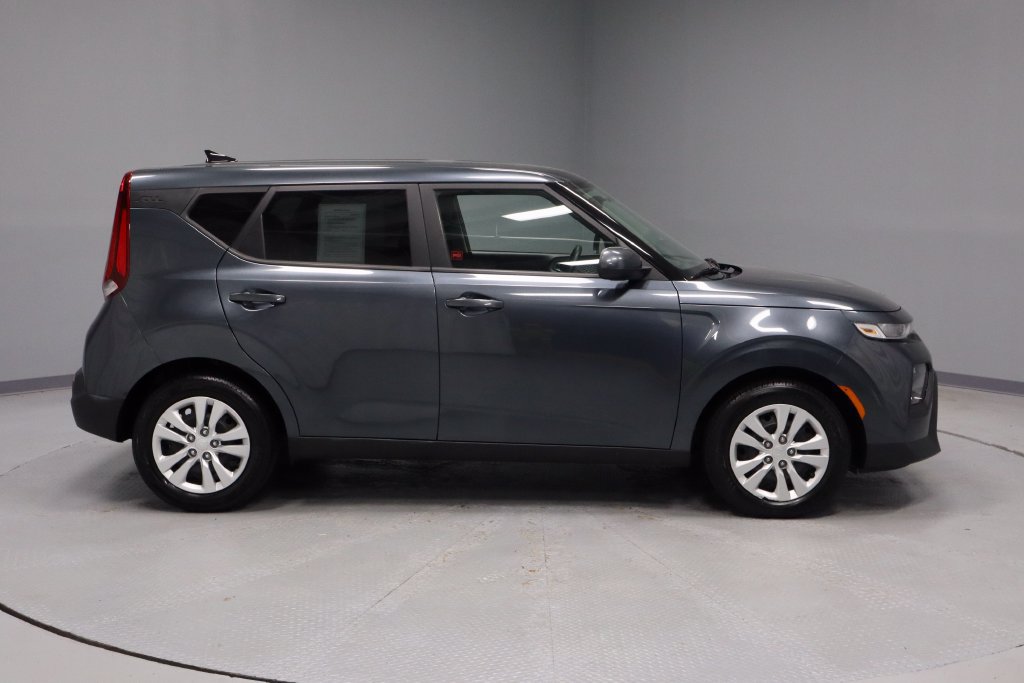 Used 2020 Kia Soul LX FWD image 11