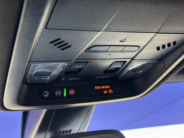 Used 2022 Chevrolet Blazer RS w/ Enhanced Convenience Package FWD image 29