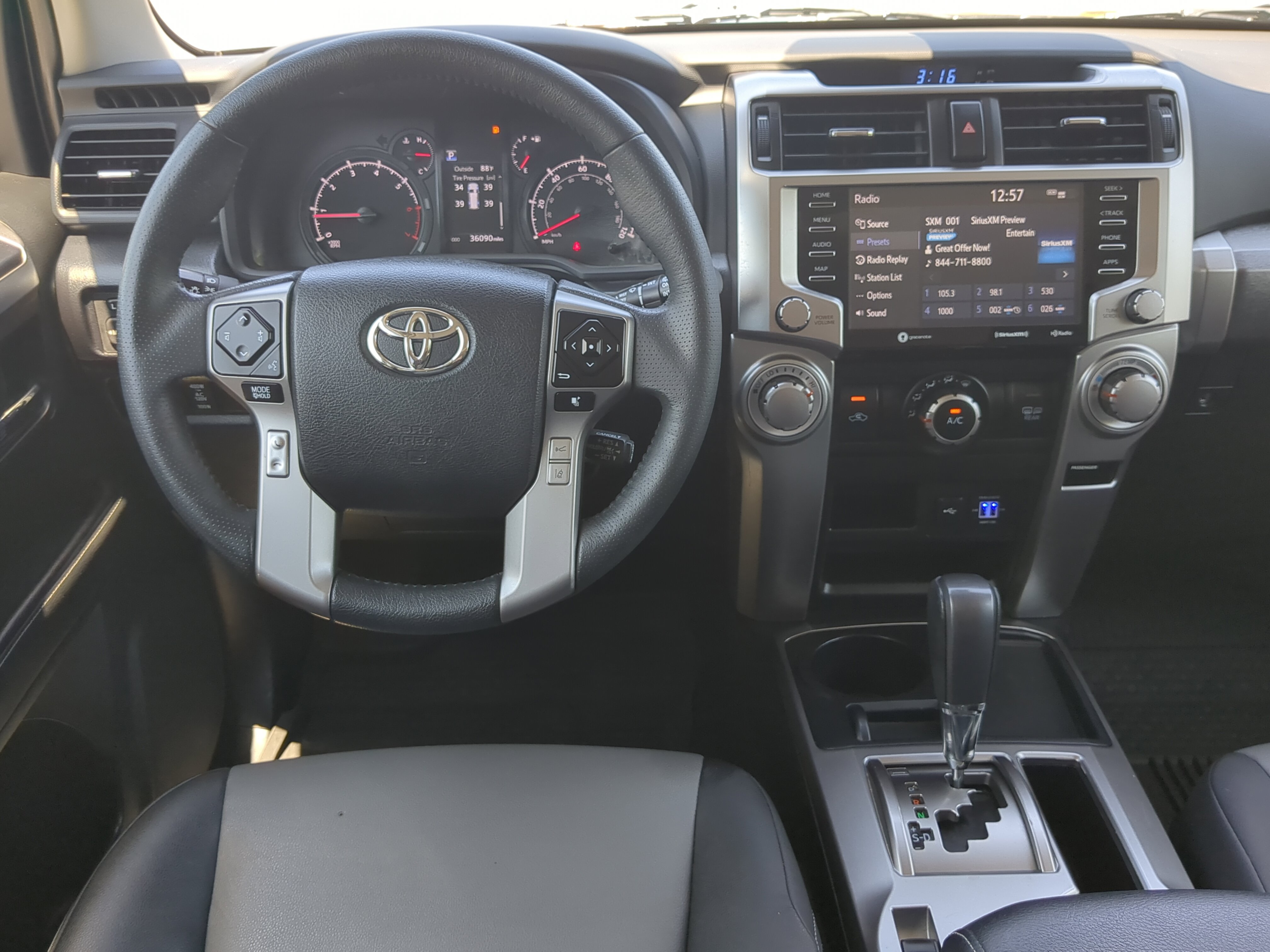 Used 2020 Toyota 4Runner SR5 Premium w/ Moonroof Package RWD image 14