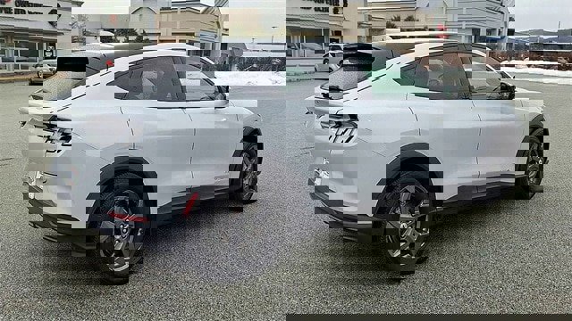 Certified 2021 Ford Mustang Mach-E Select image 8