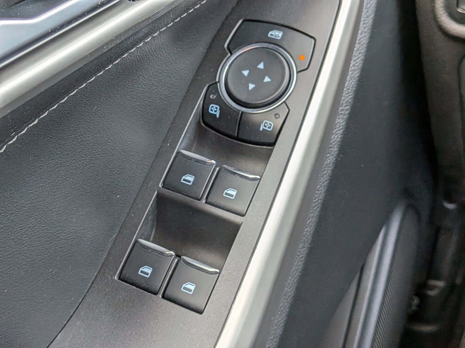 Certified 2023 Ford Explorer XLT w/ Equipment Group 202A image 27