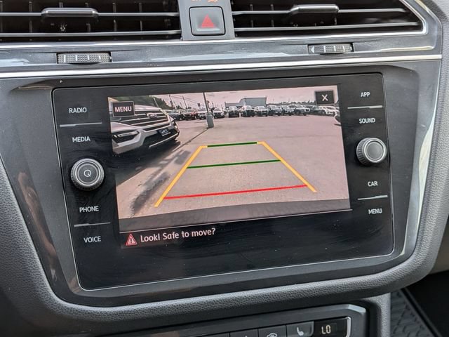 Used 2020 Volkswagen Tiguan SE R-Line AWD/4WD image 14
