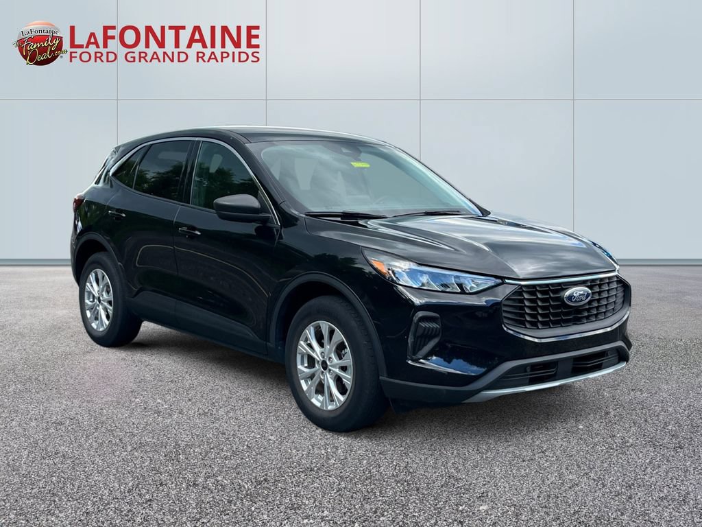 Certified 2023 Ford Escape Active AWD/4WD image 3