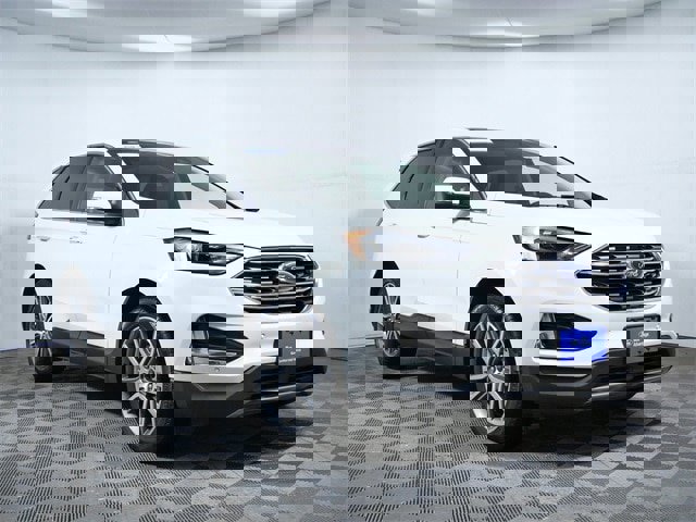 Certified 2023 Ford Edge Titanium w/ Class II Trailer Tow Package