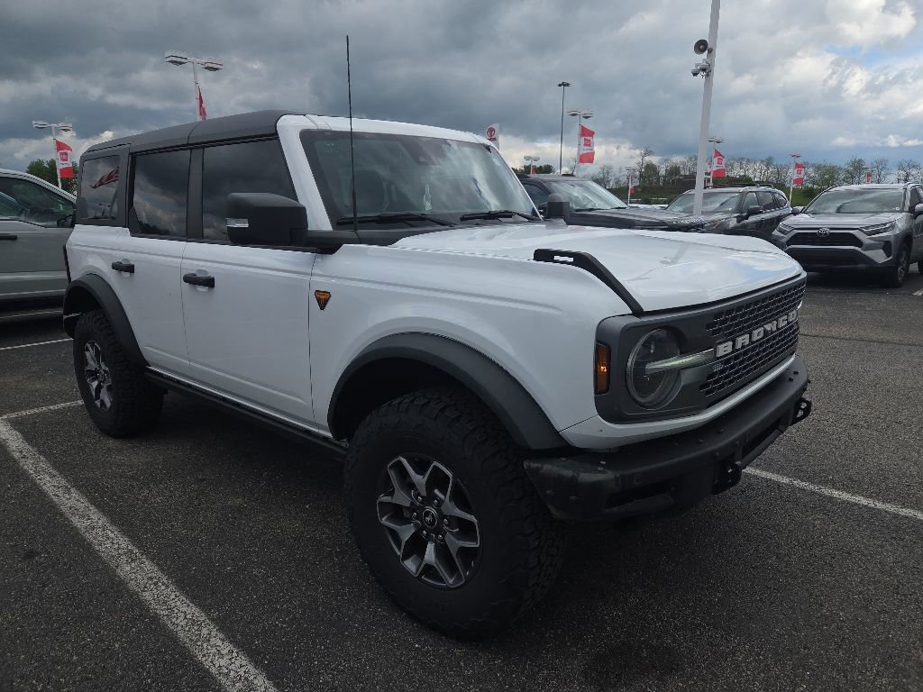 Certified 2023 Ford Bronco Badlands AWD/4WD image 2