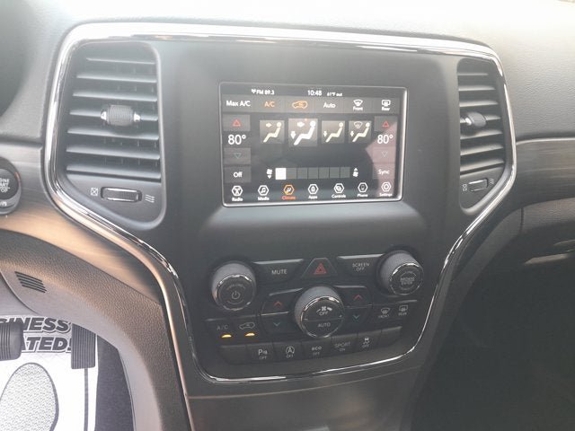 Used 2021 Jeep Grand Cherokee Laredo AWD/4WD image 15