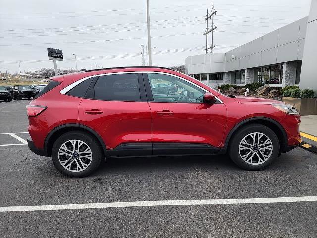 Certified 2020 Ford Escape SEL image 4