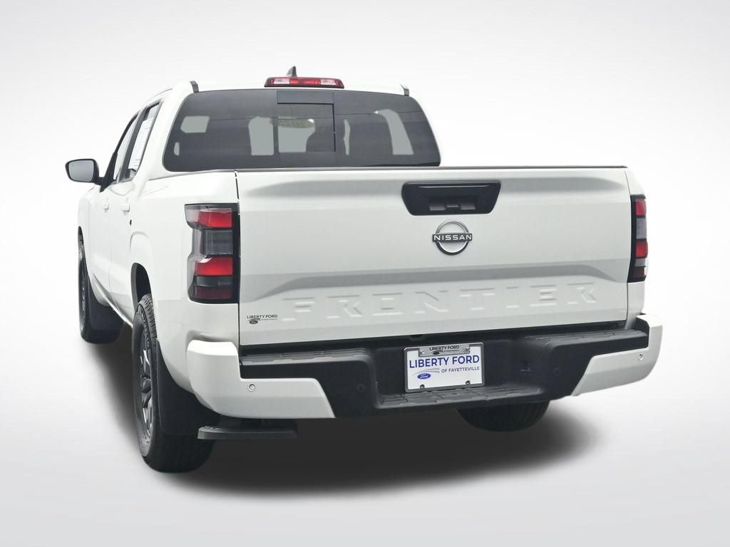 Used 2025 Nissan Frontier SV RWD image 9