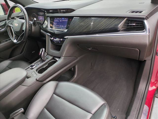 Used 2022 Cadillac XT6 Premium Luxury FWD image 21