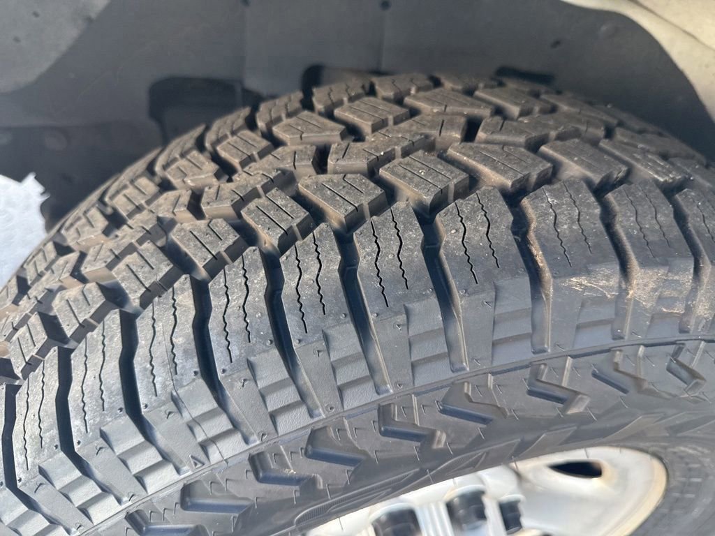 Used 2023 Chevrolet Express 2500 w/ Driver Convenience Package image 24