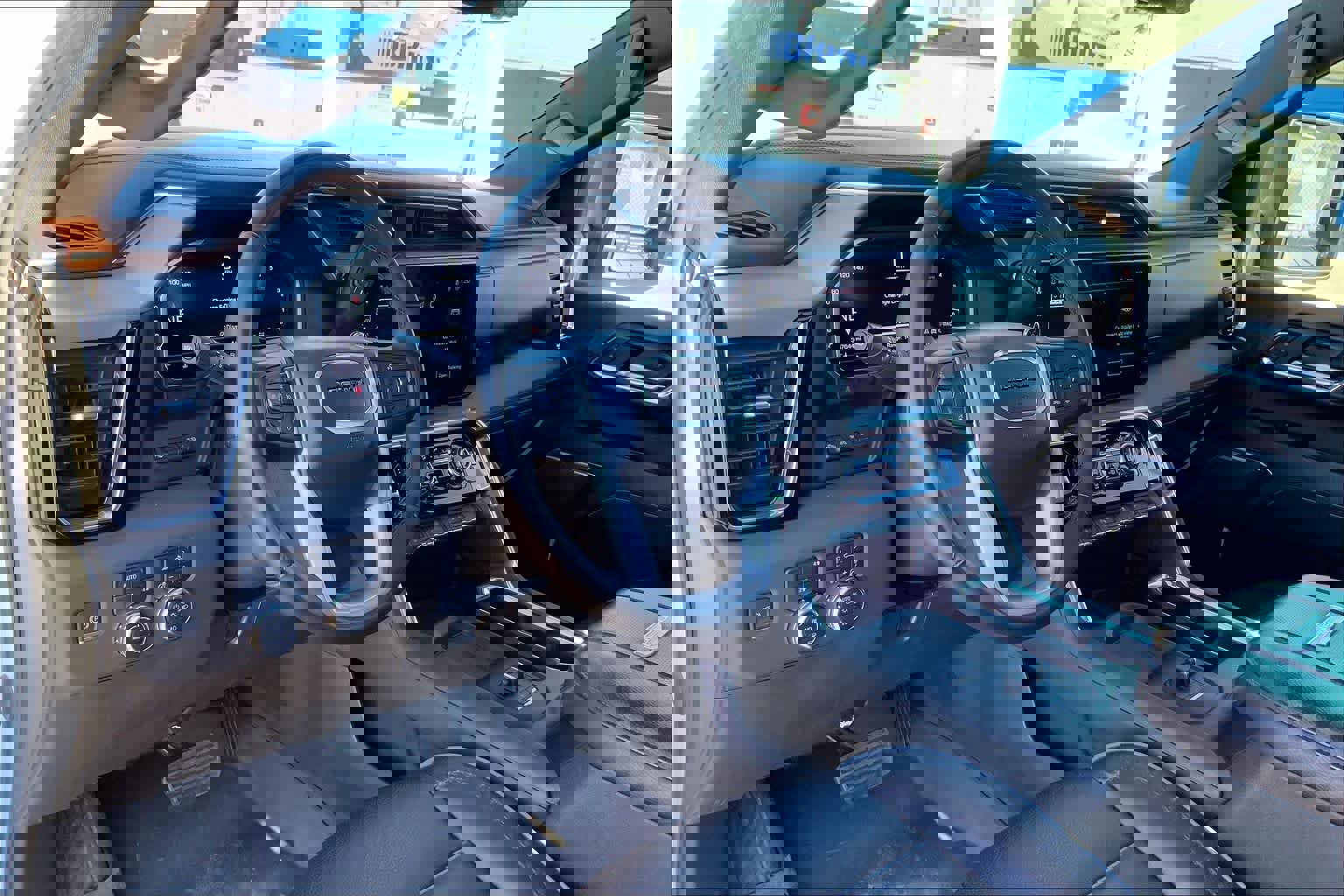 Used 2024 GMC Sierra 2500 Denali w/ Denali Reserve Package image 17