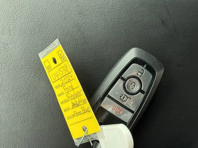 Certified 2024 Ford Explorer XLT AWD/4WD image 15