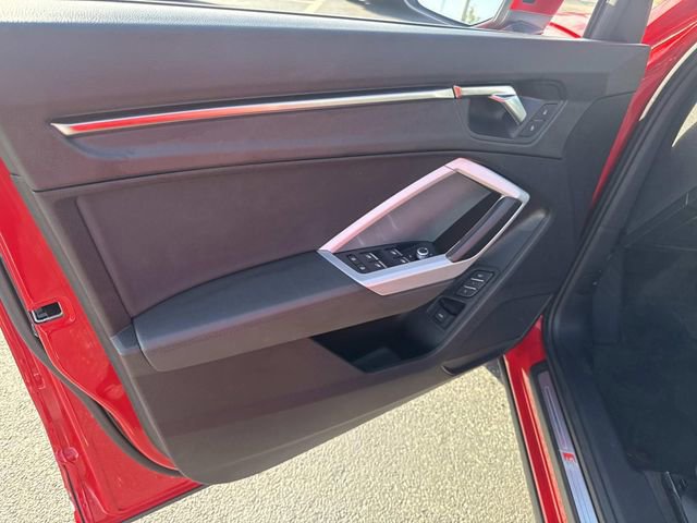 Used 2023 Audi Q3 2.0T Premium image 23