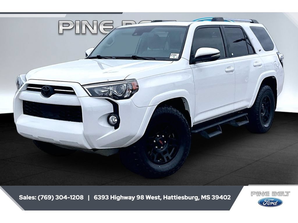 Used 2020 Toyota 4Runner SR5 Premium w/ Moonroof Package RWD image 10