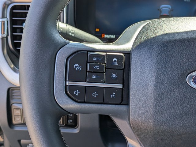 Certified 2025 Ford F250 Lariat w/ Lariat Ultimate Package AWD/4WD image 18