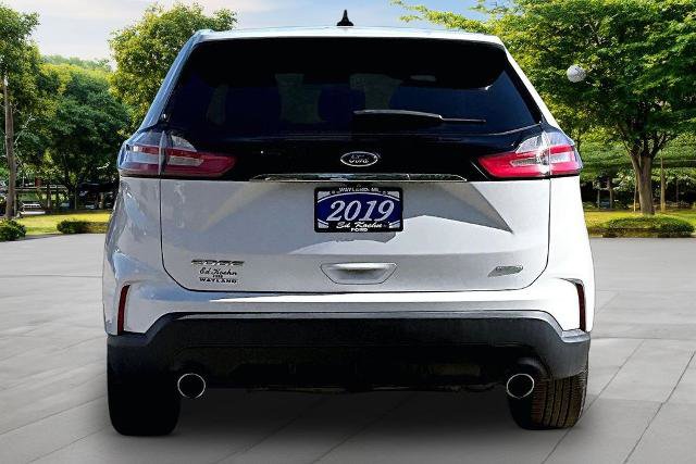 Certified 2019 Ford Edge SE FWD image 4