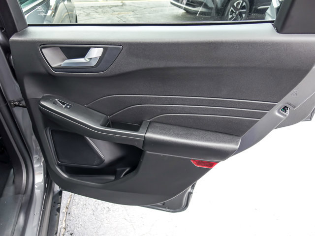 Certified 2023 Ford Escape ST-Line Elite AWD/4WD image 24