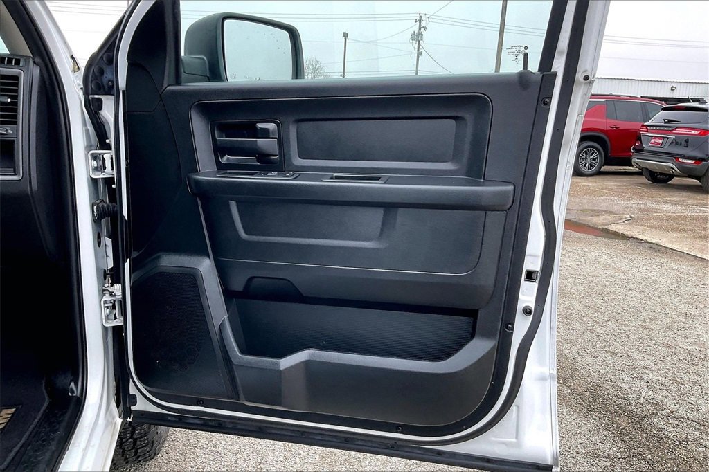 Used 2019 RAM 1500 Tradesman w/ Popular Equipment Group image 29