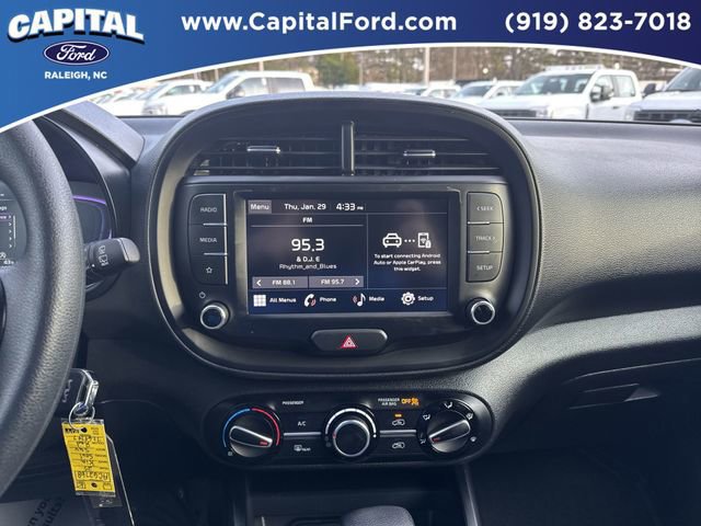 Used 2025 Kia Soul LX w/ LX Technology Package image 25