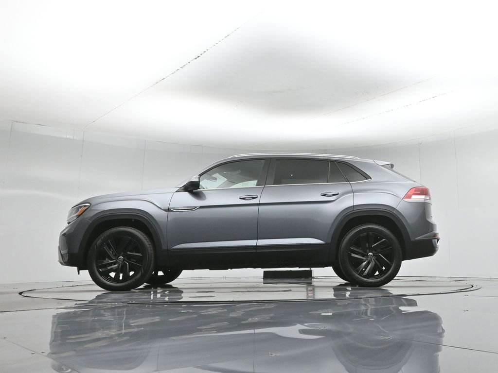 Used 2023 Volkswagen Atlas Cross Sport SE w/ Panoramic Sunroof Package image 24
